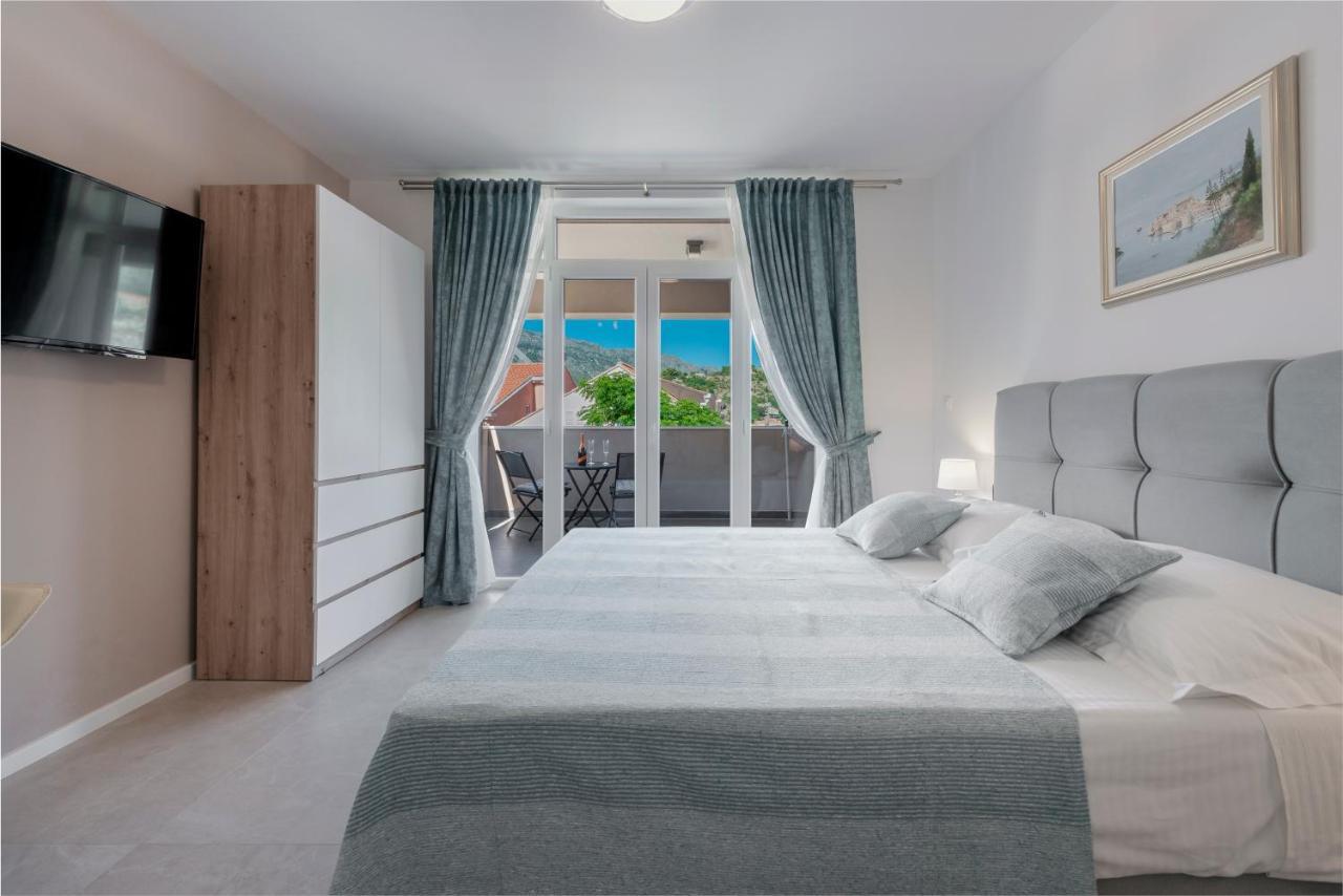 Oyo Deluxe Apartments Dubrovnik Exteriör bild