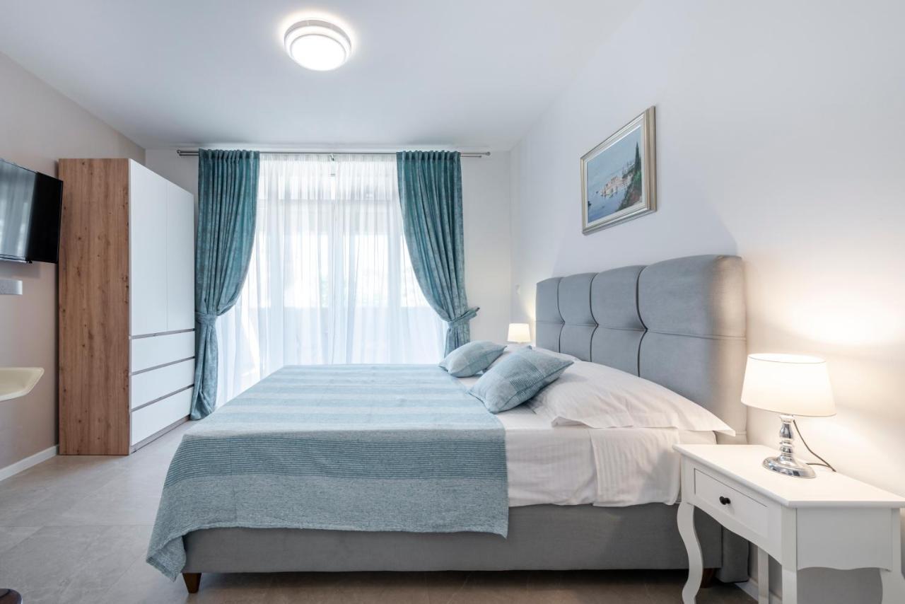 Oyo Deluxe Apartments Dubrovnik Exteriör bild