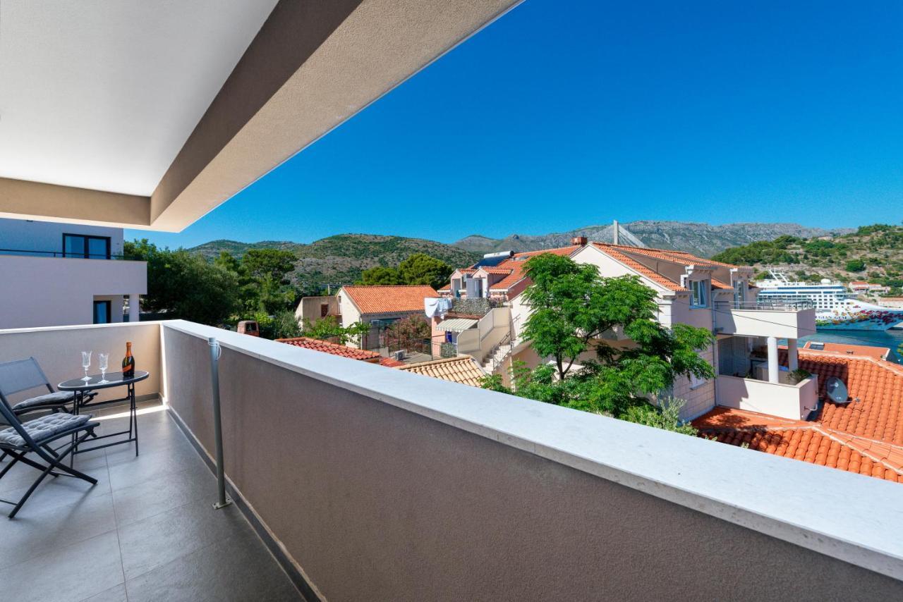 Oyo Deluxe Apartments Dubrovnik Exteriör bild