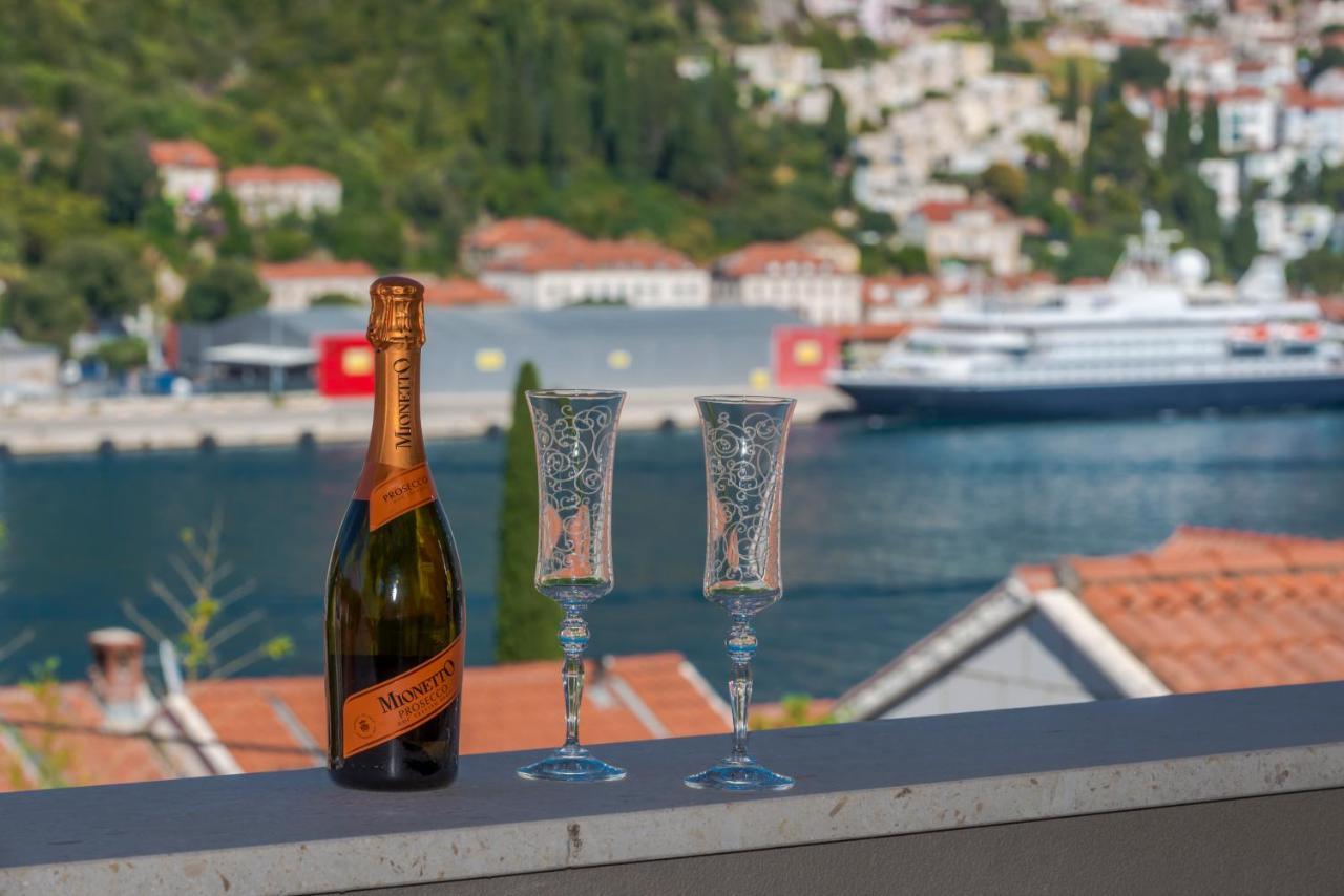 Oyo Deluxe Apartments Dubrovnik Exteriör bild