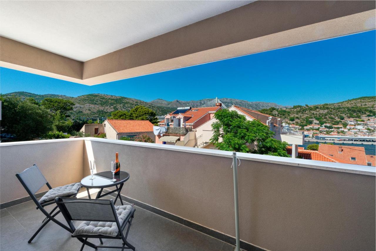 Oyo Deluxe Apartments Dubrovnik Exteriör bild