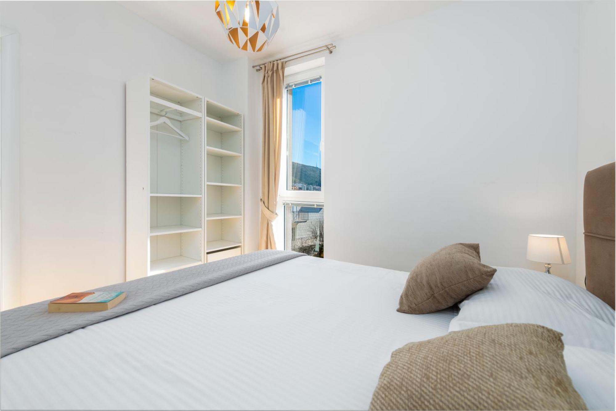 Oyo Deluxe Apartments Dubrovnik Exteriör bild