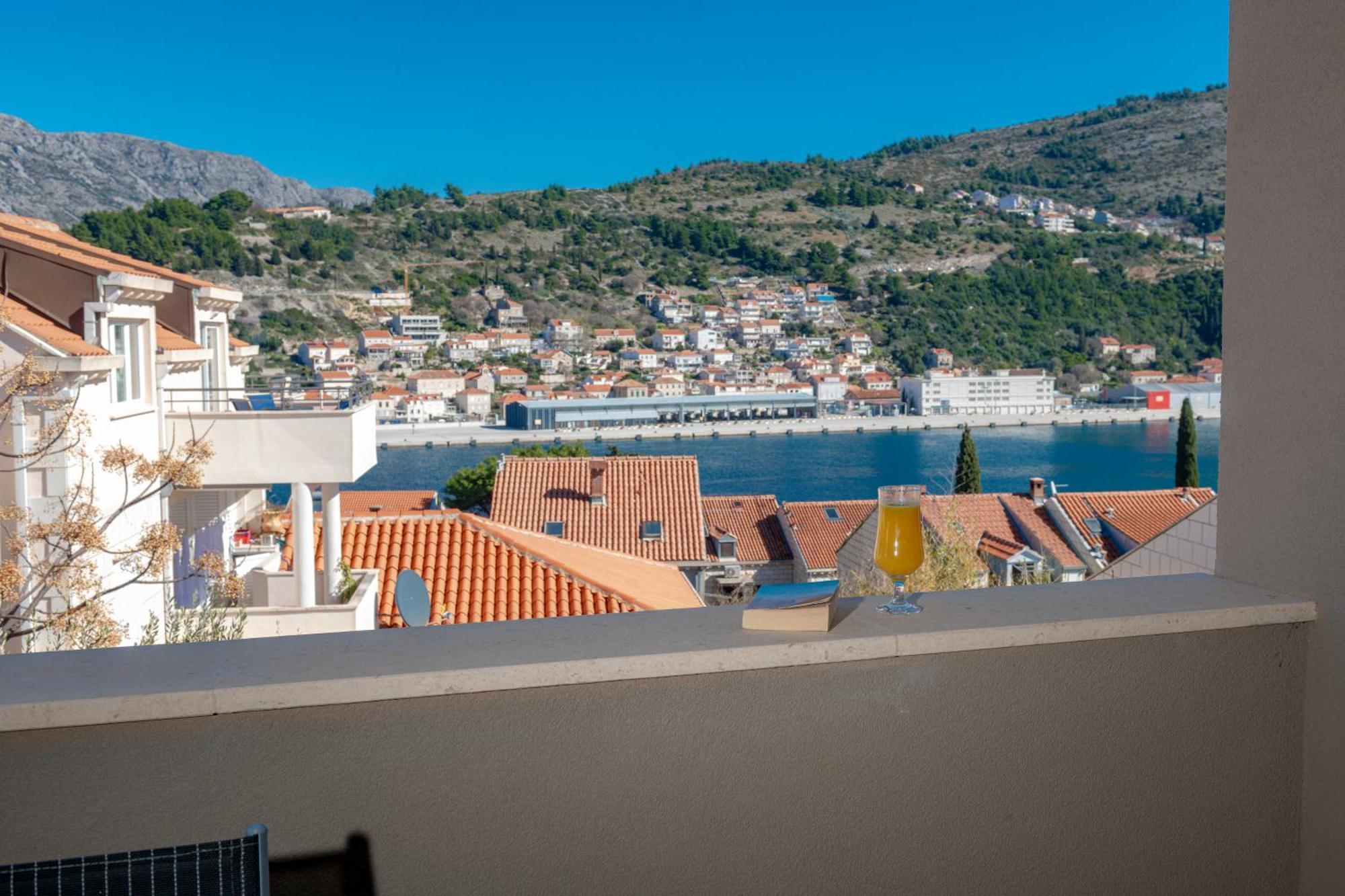 Oyo Deluxe Apartments Dubrovnik Rum bild
